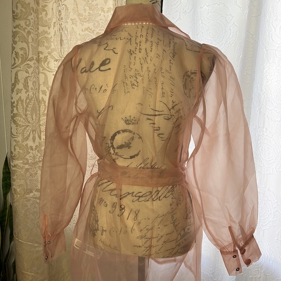 Blazer - Picture 7 of 8